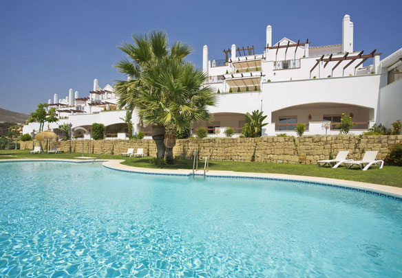 Piso 3 habitaciones 140 m² en Nueva Andalucia, España