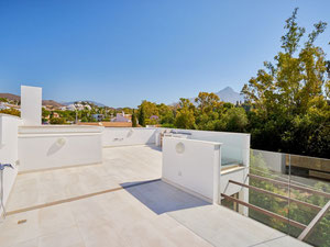 Townhouse 3 საძინებელი 331 m² Nueva Andalucia-ში, ესპანეთი — უძრავი ქონების ყიდვა და მფლო ბელებისგან GEOLN.COM. ფოტო 43