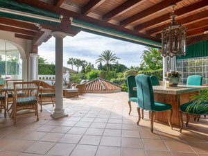 Villa 5 bedrooms 430 m² in Elviria, Spain — Find off-plan property or real estate resale directly from developers and owners GEOLN.COM. Photo 7