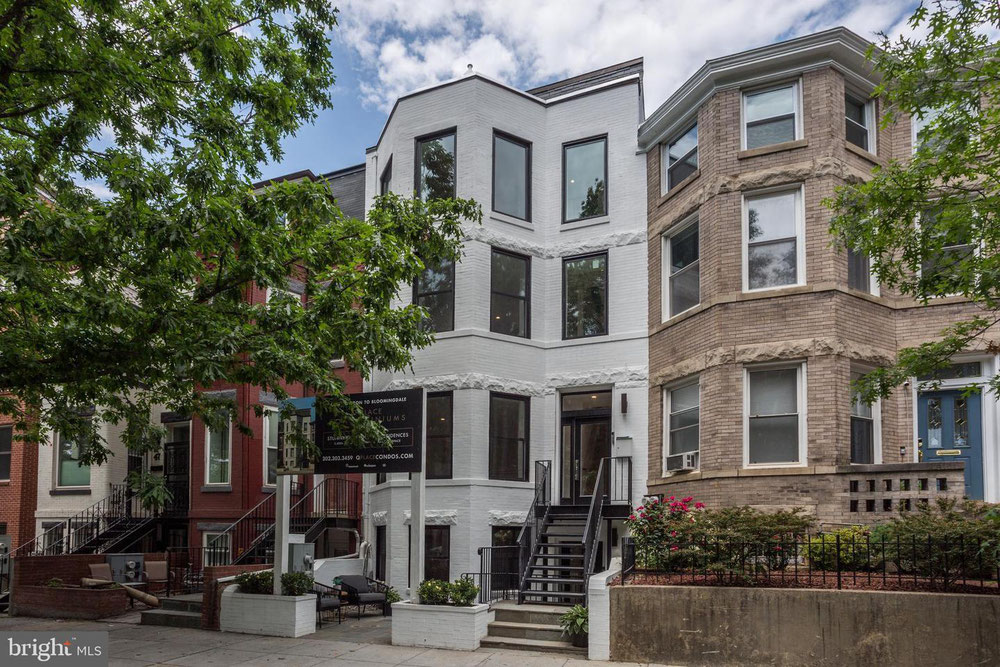 房地产在 Q Place Condominiums — look at the real estate search engine GEOLN.COM. 照片 1