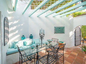 ბინა 2 ოთახიანი 180 მ² ოქროს მილზე, ესპანეთში — უძრავი ქონების ყიდვა და მფლო ბელებისგან GEOLN.COM. ფოტო 8