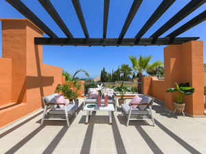 ბინა 2 ოთახიანი 160 მ² ნუევა ანდალუსიაში, ესპანეთში — უძრავი ქონების ყიდვა და მფლო ბელებისგან GEOLN.COM. ფოტო 5