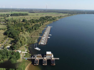 Nieruchomości w Floating Houses Spreewald — spójrz na wyszukiwarkę nieruchomości GEOLN.COM. Zdjęcie 4