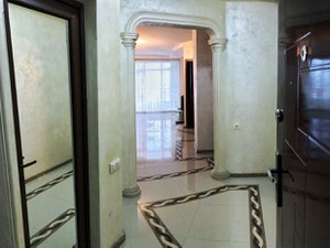 海边巴统的三居室公寓 — 来自开发商和业主的房地产搜索引擎 GEOLN.COM. 照片 6