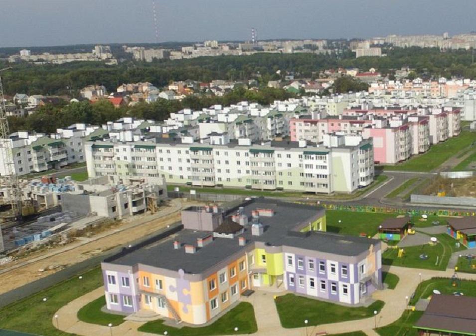 房地产在 Microdistrict "Academic" — look at the real estate search engine GEOLN.COM. 照片 1