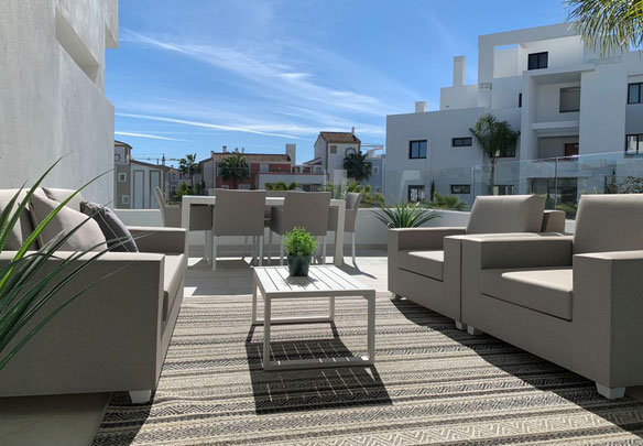 Apartment 2 bedrooms 146 m² in El Paraiso, Spain