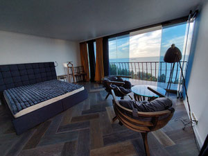 签名 Bagrationi 别墅出售 180度海景 2000M2 在 马欣贾乌里 — 来自开发商和业主的房地产搜索引擎 GEOLN.COM. 照片 7