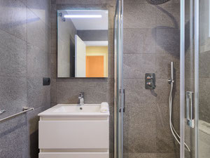 Ático 2 habitaciones 95 m² en Calahonda, España — Encuentre propiedades fuera del plan o reventa de bienes inmuebles directamente de desarrolladores y propietarios GEOLN.COM. Foto 13