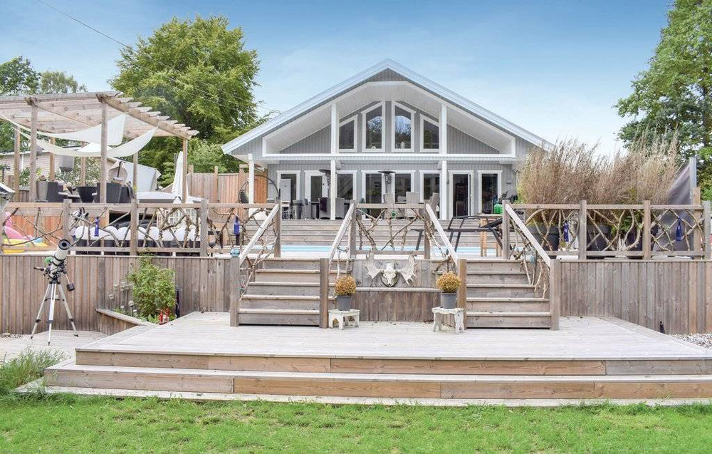 Недвижимость в Alkarrsvagen 62 — смотрите на поисковике недвижимости GEOLN.COM. Фото 1