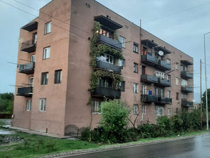 იყიდება ბინა — უძრავი ქონების ყიდვა და მფლო ბელებისგან GEOLN.COM. ფოტო 2