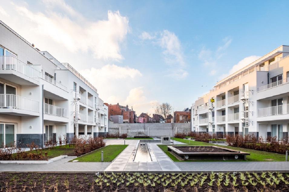 Real estate in Nieuw-Berchem — look at the real estate search engine GEOLN.COM. Photo 1