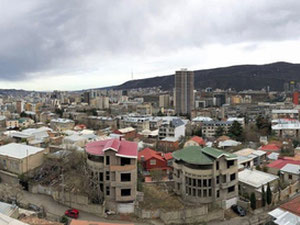 Saburtalo的3个房间的公寓。第比利斯的低价公寓 — 来自开发商和业主的房地产搜索引擎 GEOLN.COM. 照片 2