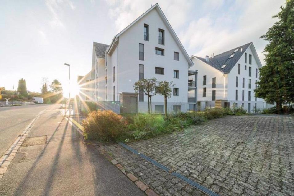 عقار للبيع في Im Haufland — انظر إلى محرك البحث العقاري GEOLN.COM. صورة فوتوغرافية 1