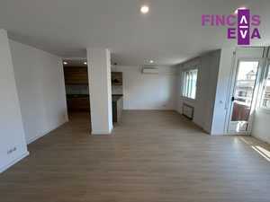 Sprzedam mieszkanie w Barcelonie, centrum — Wyszukiwarka nieruchomości od deweloperów i właścicieli GEOLN.COM. Zdjęcie 2