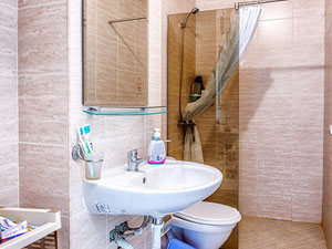 Болгария. Прекрасная трехкомнатная квартира на Солнечном берегу. — Поисковик недвижимости от застройщиков и собственников GEOLN.COM. Фото 9