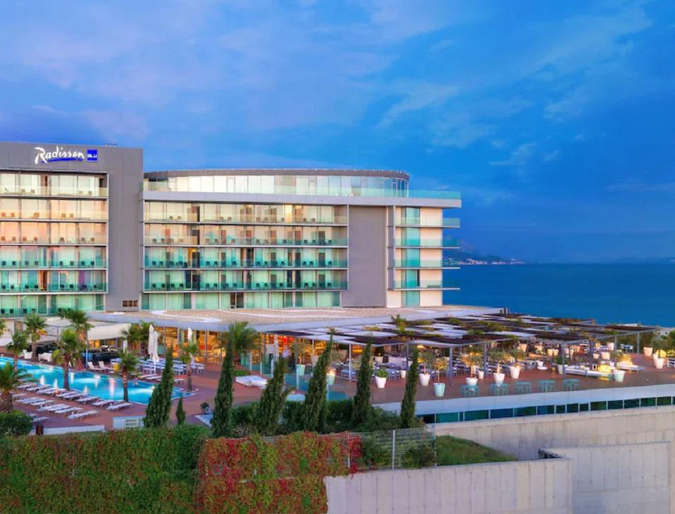 נדל"ן ב Cane Bay Residences in Radisson Blu Resort and SPA Split — עיין במנוע חיפוש הנדל"ן GEOLN.COM. תמונה 1