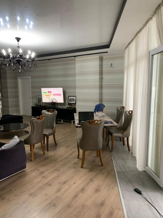 出售4房公寓。 — 来自开发商和业主的房地产搜索引擎 GEOLN.COM. 照片 1