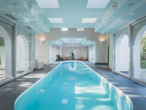 Villa 7 bedrooms 1232 m² in San Pedro Alcantara, Spain — Find off-plan property or real estate resale directly from developers and owners GEOLN.COM. Photo 37