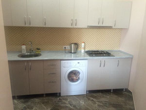 ოროთახიანი ბინა ზღვასთან ახლოს — უძრავი ქონების ყიდვა და მფლო ბელებისგან GEOLN.COM. ფოტო 3