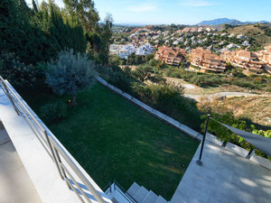 Villa 4 bedrooms 230 m² in Nueva Andalucia, Spain — Find off-plan property or real estate resale directly from developers and owners GEOLN.COM. Photo 22