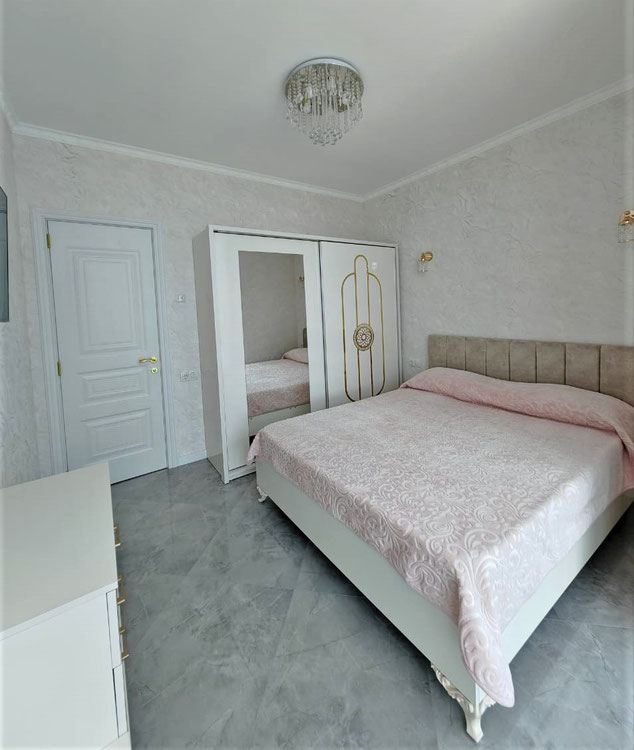 巴图米出售公寓 2 + 1 — 来自开发商和业主的房地产搜索引擎 GEOLN.COM. 照片 1