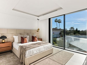 别墅 4 间卧室 302 平方米在新安达卢西亚 —西班牙拉斯布里萨斯 — 来自开发商和业主的房地产搜索引擎 GEOLN.COM. 照片 15