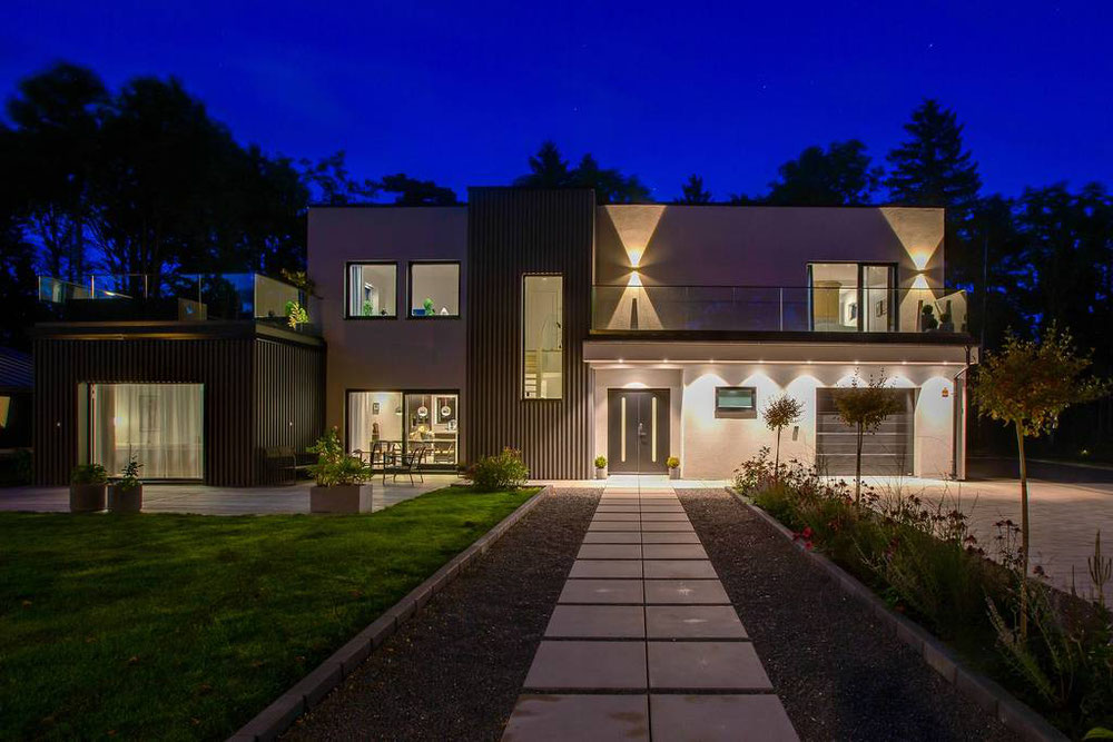 נדל"ן ב Lovstigen 11 — עיין במנוע חיפוש הנדל"ן GEOLN.COM. תמונה 1