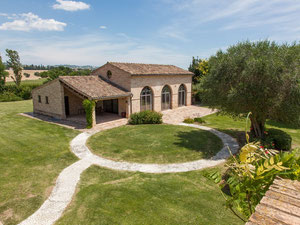 郊区别墅，意大利海边，马尔凯，奇维塔诺瓦马尔凯 — 来自开发商和业主的房地产搜索引擎 GEOLN.COM. 照片 3