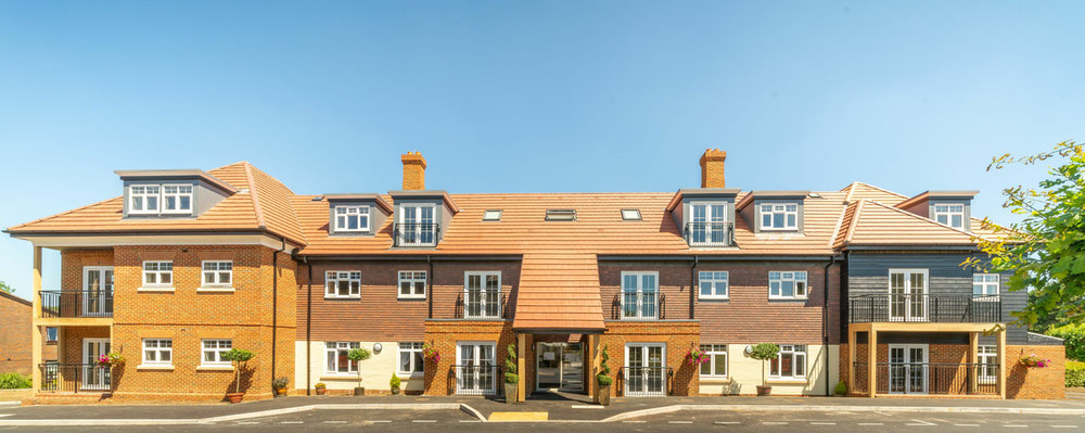 უძრავი კონება Elmbridge Village — გადახედეთ უძრავი ქონების საძიებო სისტემას GEOLN.COM. ფოტო 1