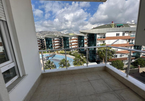 Туреччина. Анталія. Квартира двоповерхова 135м2.