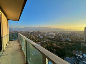 现代欧式两居室，配有全景窗户和豪华景观，位于舒适级别的住宅中！ — 来自开发商和业主的房地产搜索引擎 GEOLN.COM. 照片 11