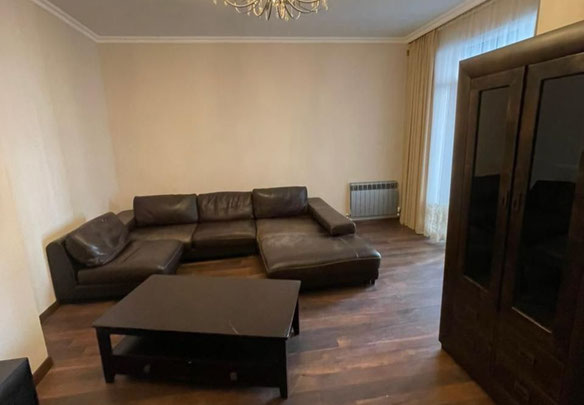 Продается 4-комнатная квартира
