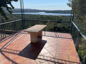 PIĘKNY DOM Z WIDOKIEM NA MORZE NA PRZEDMIOTACH SZYBENIKA — Wyszukiwarka nieruchomości od deweloperów i właścicieli GEOLN.COM. Zdjęcie 33