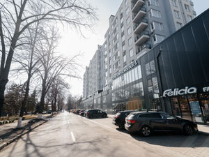 Premium yatırım - modern alışveriş merkezi - AB sınırında stratejik konum! — Sahiplerden yada inşaatcilardan mülkiyet arama GEOLN.COM. Fotoğraf 4