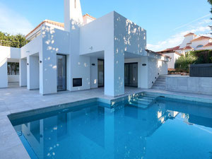 Villa 4 bedrooms 230 m² in Nueva Andalucia, Spain — Find off-plan property or real estate resale directly from developers and owners GEOLN.COM. Photo 18