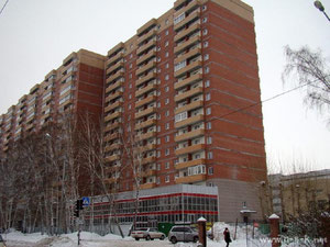 房地产在 RC on the street Dobrolyubova 162/1 — look at the real estate search engine GEOLN.COM. 照片 2