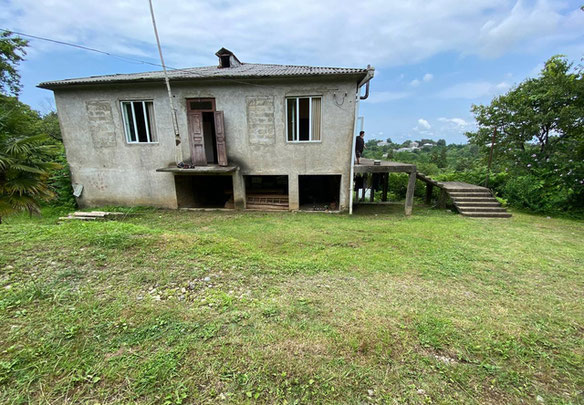 Продається будинок в Хуцубані