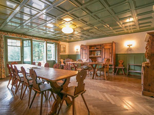 Chalet in Switzerland, Bern, Gstaad — Find off-plan property or real estate resale directly from developers and owners GEOLN.COM. Photo 5