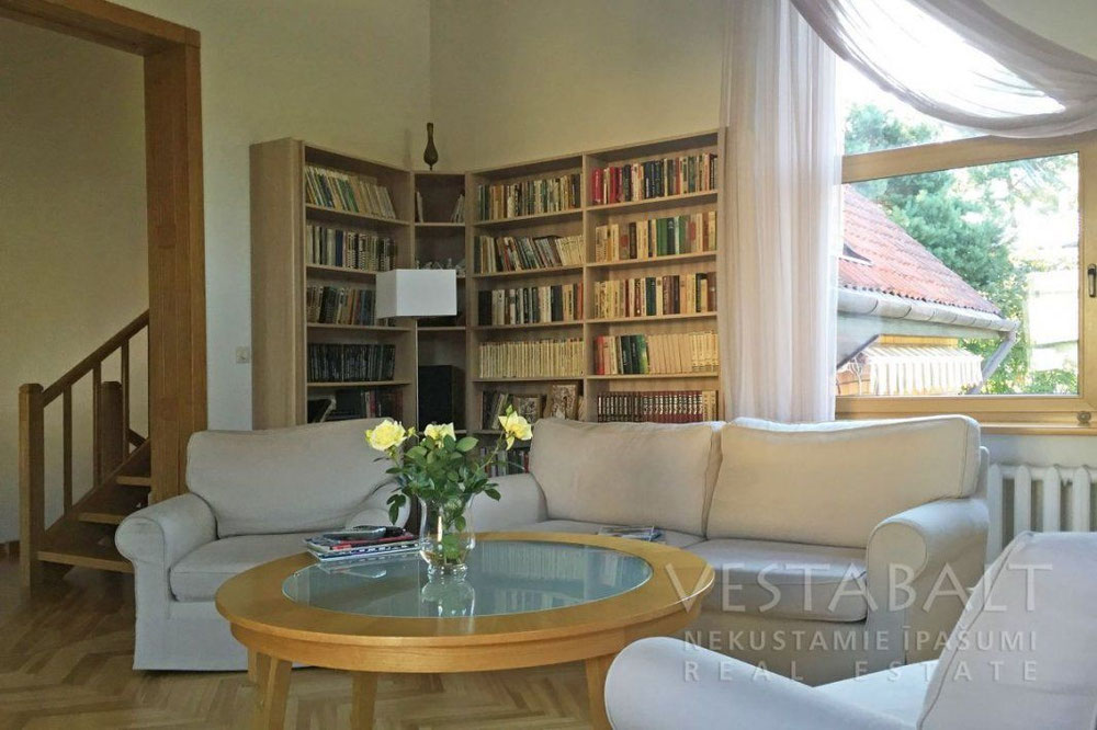 拉脱维亚、Engure 地区、Ragaciems 的村庄、湖边、森林、海边的房子 — 来自开发商和业主的房地产搜索引擎 GEOLN.COM. 照片 1