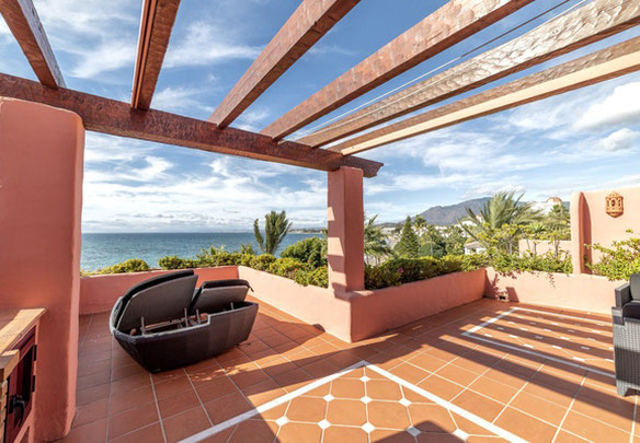 Penthouse 3 bedrooms 170 m² in the New Golden Mile, Spain