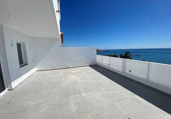 פנטהאוז 3 חדרי שינה 151 מ"ר באסטפונה, ספרד