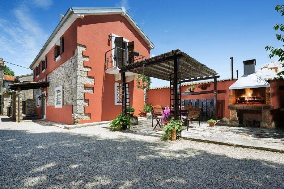 منزل في ضواحي كرواتيا ، Istarska ، Vodnjan — ابحث عن عقار قيد الإنشاء أو عقار معاد بيعه مباشرة من المطورين والملاك GEOLN.COM. صورة فوتوغرافية 1