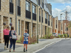 房地产在 Brook Valley Gardens — look at the real estate search engine GEOLN.COM. 照片 3