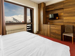 Hotel prestigioso con 70 habitaciones en la estación de esquí Gudauri, Georgia — Encuentre propiedades fuera del plan o reventa de bienes inmuebles directamente de desarrolladores y propietarios GEOLN.COM. Foto 15