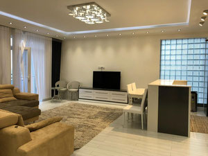 იყიდება 3 ოთახიანი ბინა — უძრავი ქონების ყიდვა და მფლო ბელებისგან GEOLN.COM. ფოტო 2