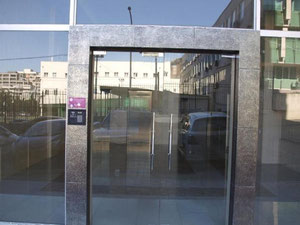 იყიდება ბინა — უძრავი ქონების ყიდვა და მფლო ბელებისგან GEOLN.COM. ფოტო 7