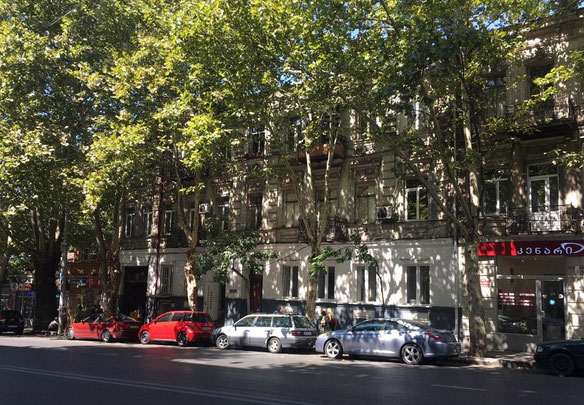 3 кімнатна квартира в Чугуреті. Купити квартиру в Тбілісі, Чугуреті