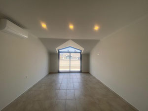 公寓位于带游泳池的住宅区。 — 来自开发商和业主的房地产搜索引擎 GEOLN.COM. 照片 2