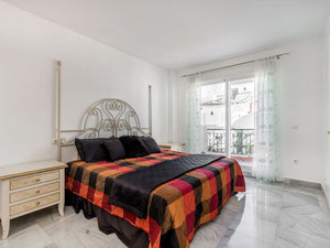 联排别墅 5 卧室 180 平方米，位于西班牙新安达卢西亚 — 来自开发商和业主的房地产搜索引擎 GEOLN.COM. 照片 8