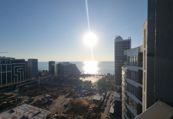 На продажу квартира с видом на море в Батуми